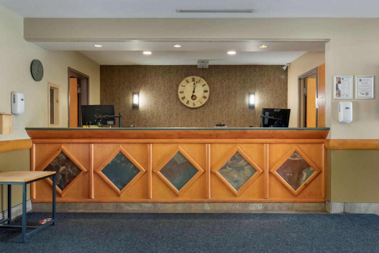 Best Western Plus Valemount Inn & Suites Exteriör bild